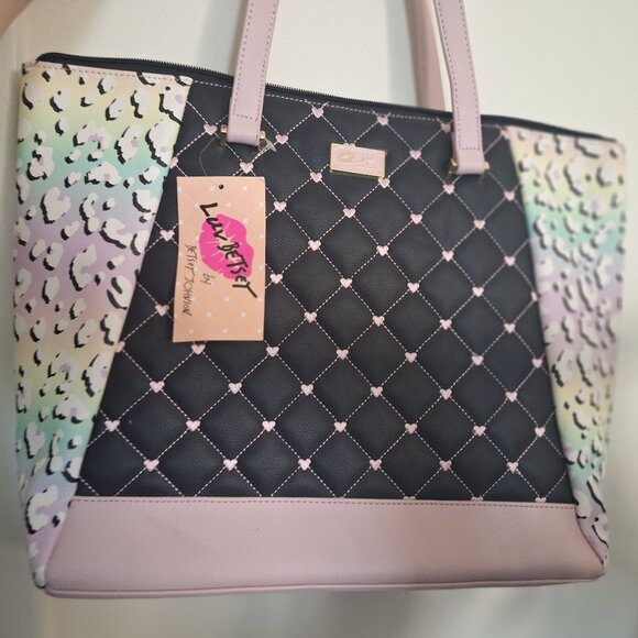 Wristlet Fun!! SEE DESCRIPITION - Picture 14 of 15